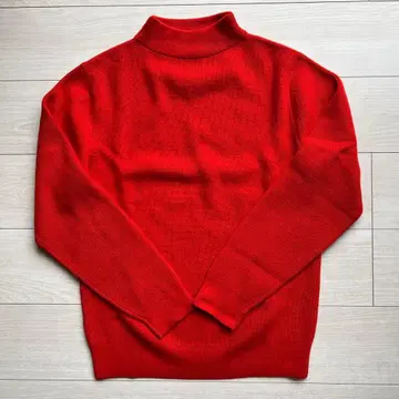 UNIQLO U 하이넥 니트