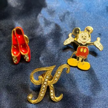 미키마우스와 K의 핀 배지 세트