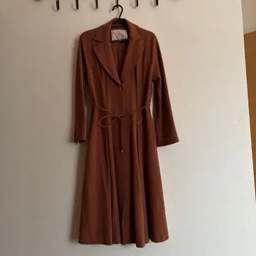 시빌라 원피스풍 코트