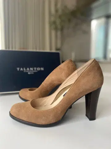 TALANTON 스웨이드 펌프스 23.5