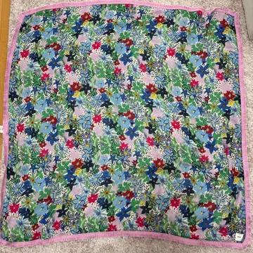 POM AMSTERDAM 플라워 프린트 스톨