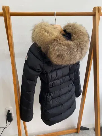 Moncler 블랙 다운 자켓 퍼 포함 블랙 CLIO 사이즈 2