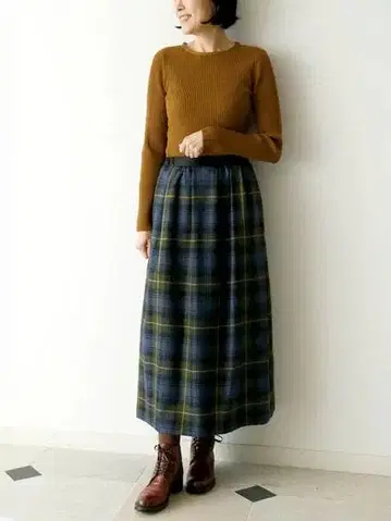 스테디셀러 [Lisette] 시칠리아 리브 라운드넥 스웨터 카넬 36