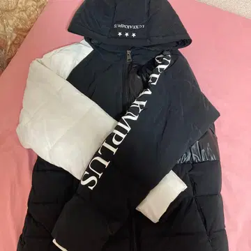 럭스 에이케이엠 플러스 후드 부착 다운 자켓