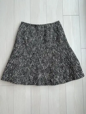 알아바일 트위드 머메이드 플레어 스커트