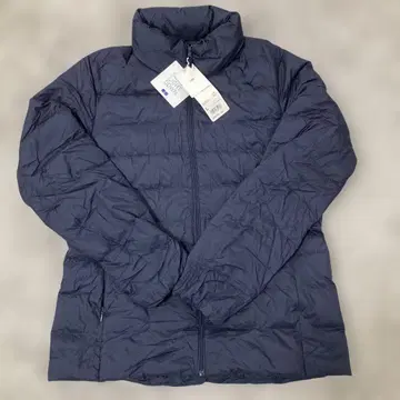 유니클로 울트라 라이트 컴팩트 다운 자켓 네이비 L 사이즈