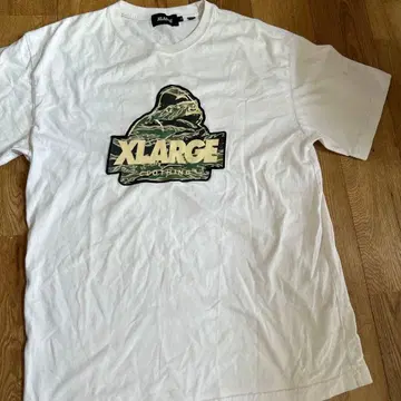 XLARGE 화이트 T셔츠 L 사이즈