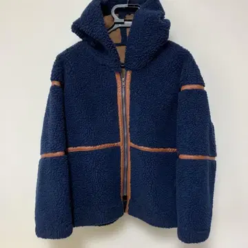 titivave 네이비 플리스 후드 부착 자켓