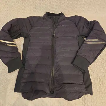 Canada Goose 다운 자켓 블랙