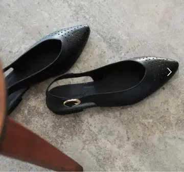 새상품급 NOMBRE IMPAIR 플랫슈즈 Stilmoda 블랙 23.5