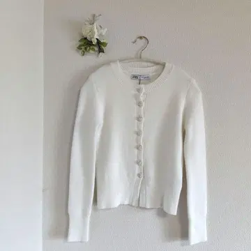ZARA 화이트 가디건 긴팔