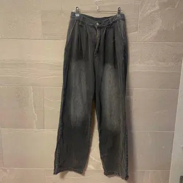 다크 그레이 스트레이트 데님