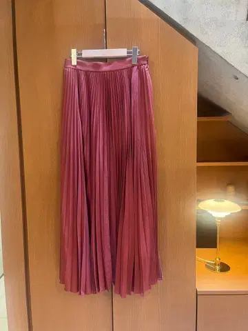 ebure 에부르 플리츠 스커트 사이즈 38 미사용 택 포함