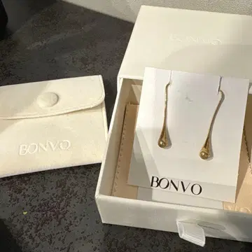BONVO 드롭형 귀걸이 오리지널 박스 포함