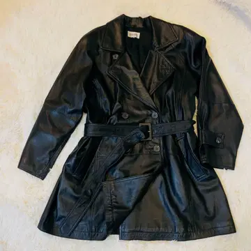 JHAJHA 가죽 자켓 양가죽 새상품급 블랙 라무 소재