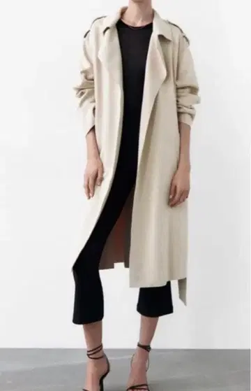 ZARA 트렌치코트 라이트 베이지 스웨이드 XS(M)