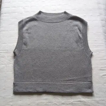 마가렛호웰 울 캐시미어 베스트