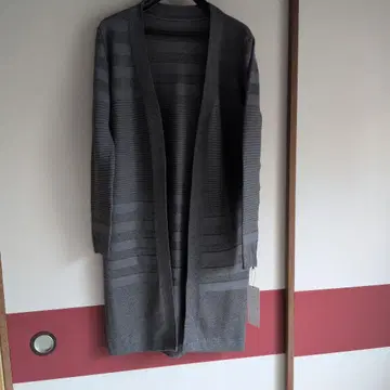 그레이 스트라이프 긴팔 가디건