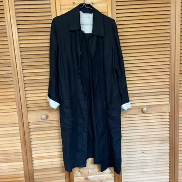 블랙 롱 코트 소매 화이트