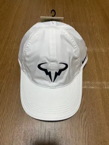 [ 미사용 새상품 ] NIKE 언스트럭처드 라파 캡 DRI-FIT