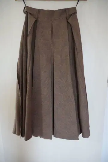 foufou 브라운 체크 무늬 플리츠 스커트 사이즈 0