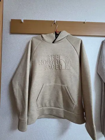 THE NORTH FACE 베이지 후드 부착 후드티