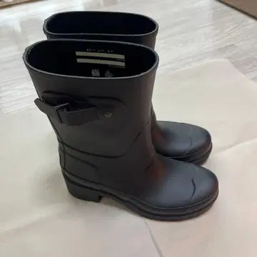 HUNTER 블랙 버클 장화
