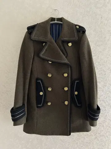 로이스크레용 올리브 그린 더블 브레스트 피 코트