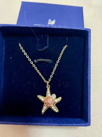 Swarovski 별 모양 목걸이