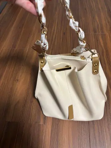 핸드백 반다나 체인 포함