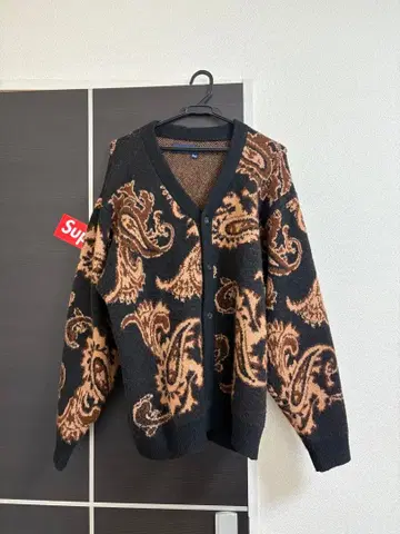 Many men many minds 페이즐리 무늬 가디건