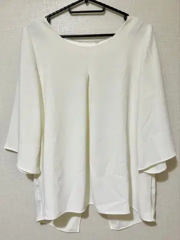 화이트 7부 소매 레이스 블라우스