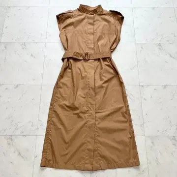 Salvatore Ferragamo 현행 택 벨트 포함 슬리브리스 원피스