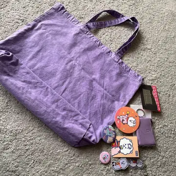 BTS 묶음 판매 토트백 기타 굿즈 세트!