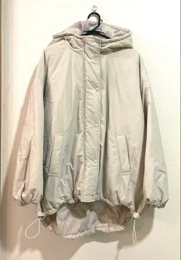 새상품급 andme 몬스터 후드티 오버 사이즈 블루종 M 베이지