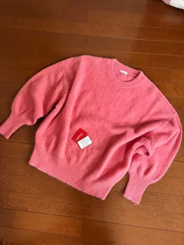 Freada 플러피 니트 새상품급