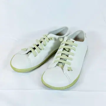 [ 새상품급 ] 캠퍼 PEU 페우 페우카미 가죽 스니커즈 39 화이트