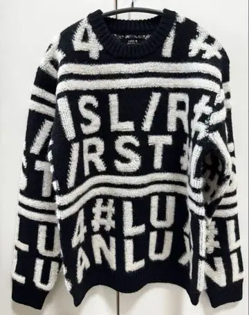 LUXE/R 니트 스웨터