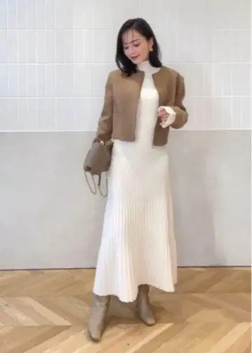 아뉴앙스 23aw 울 캐시미어 소프트 머메이드 니트 원피스 화이트 롱