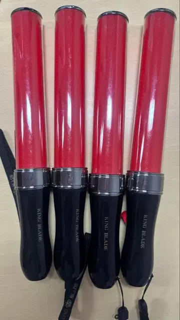 [ 공식 ] KING BLADE 빨간색 응원봉 4개 세트
