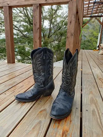 블랙 가죽 웨스턴 부츠