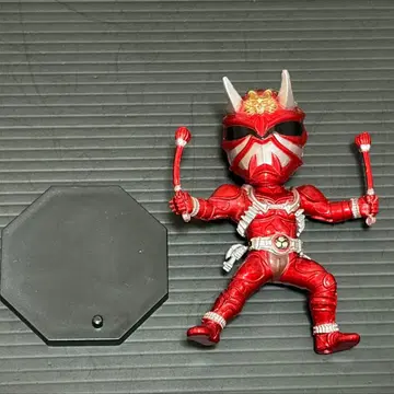 제일복권 가면라이더 데포르메쿠스 히비키베니