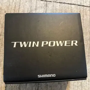 SHIMANO TWIN POWER 4000MHG 스피닝 릴