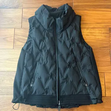 블랙 퀼팅 다운 베스트 사이즈 9