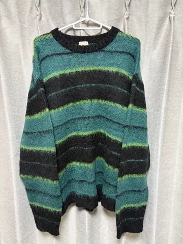 KOOKYN 보더 무늬 니트 스웨터