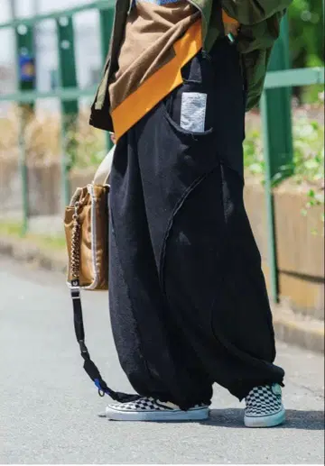 니코앤드 [be with M] 미사요 락키리 스웨트 팬츠 L