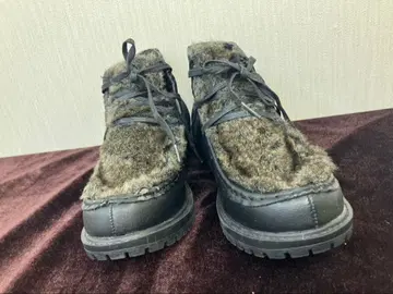 가죽 퍼 하이컷 부츠 블랙