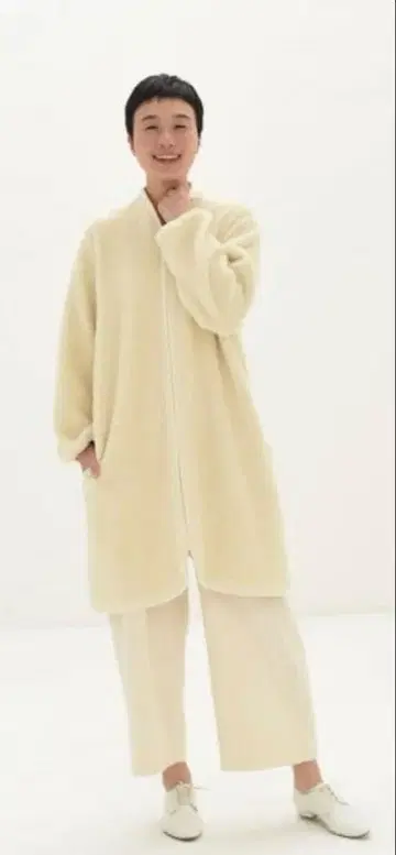 프리스틴 리얼 플리스 지퍼 코트