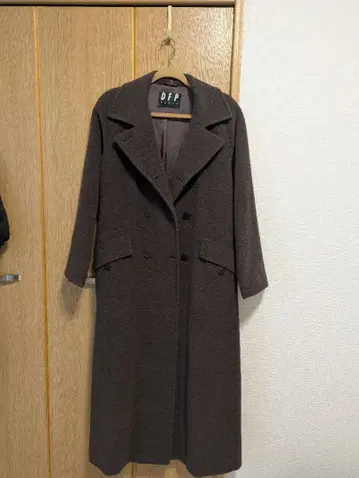 빈티지 다크 브라운 더블 브레스트 롱 코트