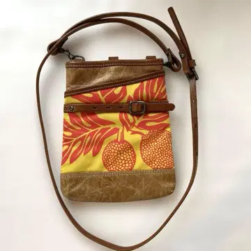 미사용 새상품 가죽 사코슈